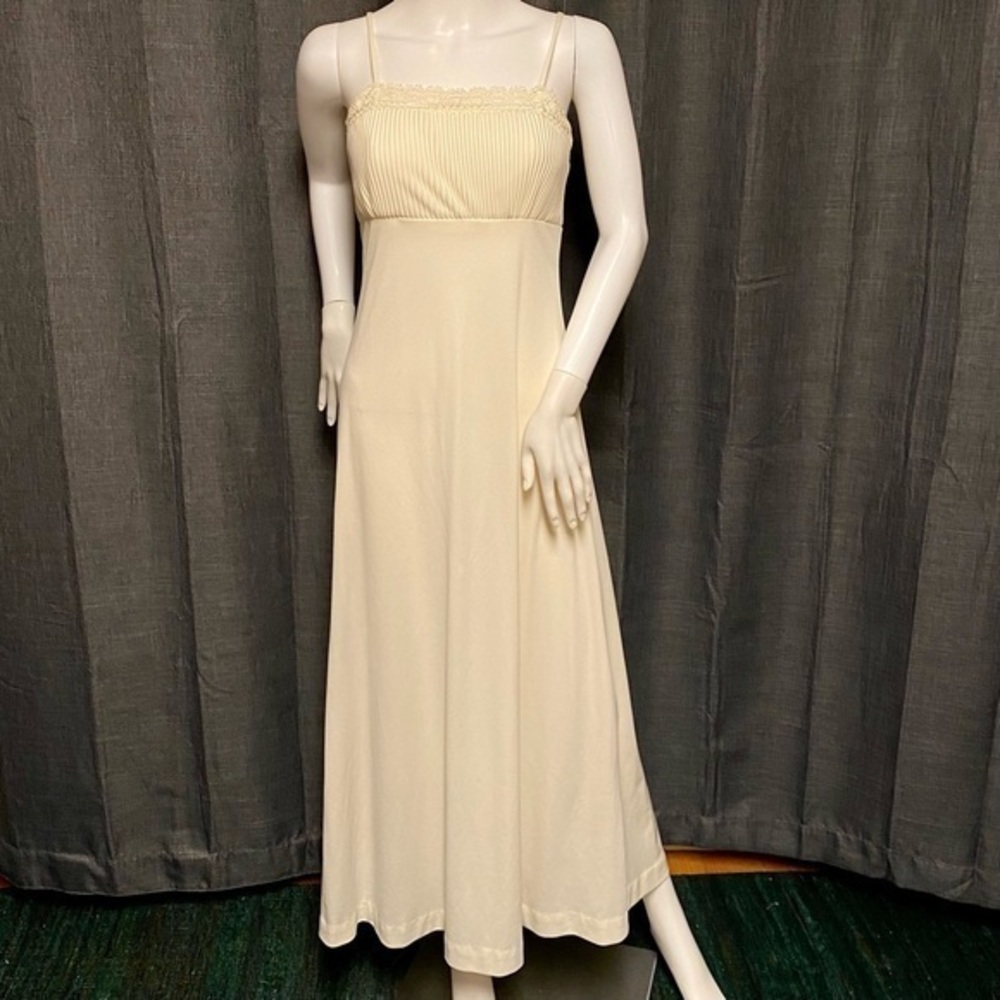 Stunning 1970s maxi dress with jacket